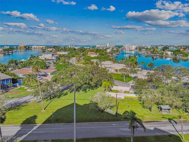 10355 PARADISE BOULEVARD 702, Treasure Island, FL 33706