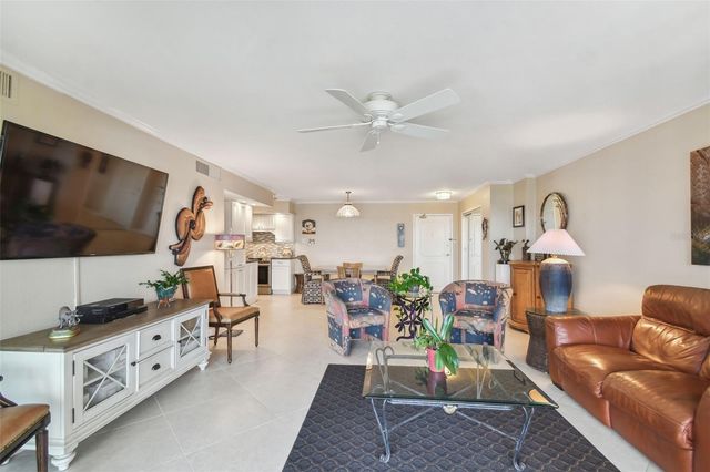 10355 PARADISE BOULEVARD 702, Treasure Island, FL 33706