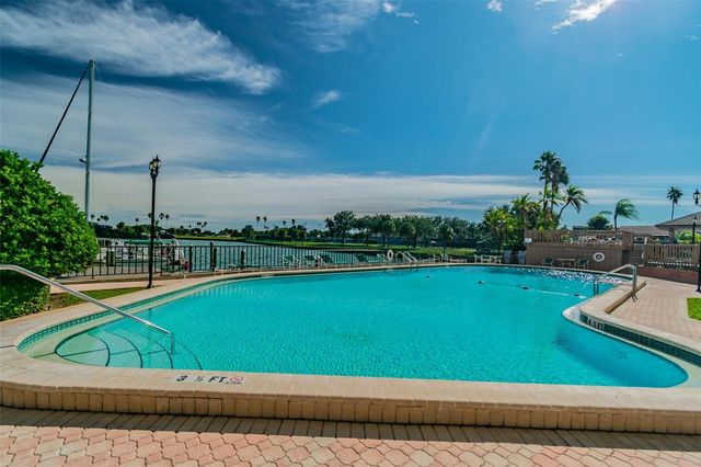 10355 PARADISE BOULEVARD 702, Treasure Island, FL 33706
