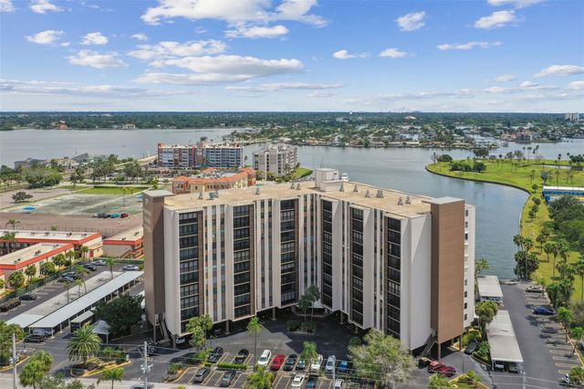 10355 PARADISE BOULEVARD 702, Treasure Island, FL 33706