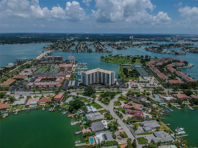10355 PARADISE BOULEVARD 702, Treasure Island, FL 33706