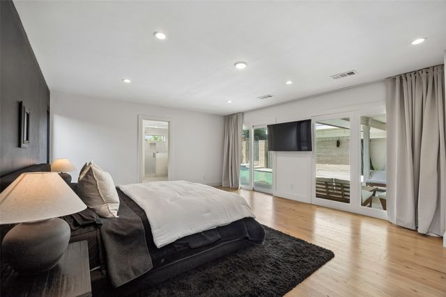 6214 Danbury Lane, Dallas, TX 75214