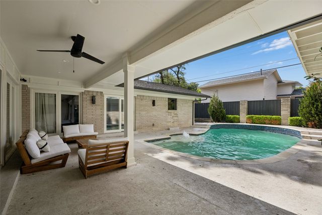 6214 Danbury Lane, Dallas, TX 75214