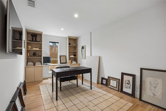 6214 Danbury Lane, Dallas, TX 75214