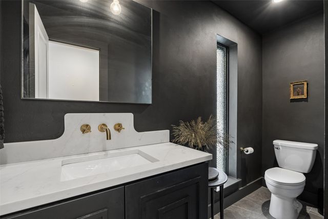 6214 Danbury Lane, Dallas, TX 75214
