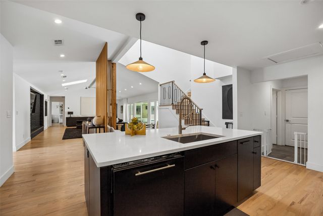 6214 Danbury Lane, Dallas, TX 75214