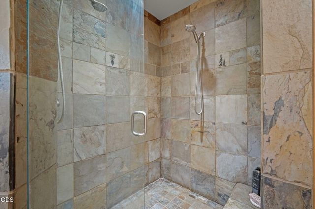 60780 Currant Way, Bend, OR 97702
