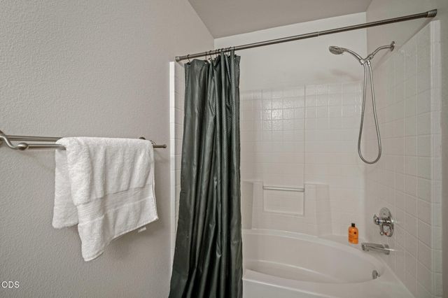 60780 Currant Way, Bend, OR 97702