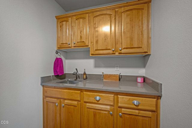 60780 Currant Way, Bend, OR 97702