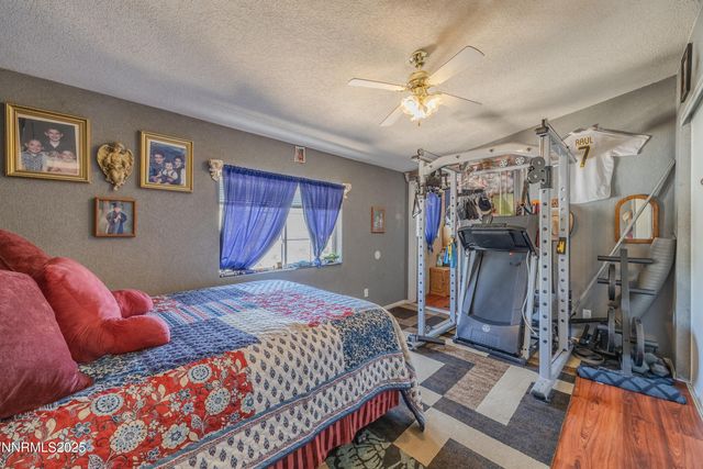 530 E 2nd Avenue, Sun Valley, NV 89433