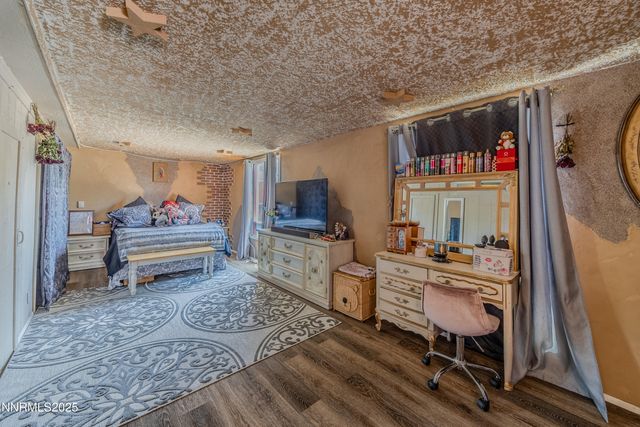 530 E 2nd Avenue, Sun Valley, NV 89433