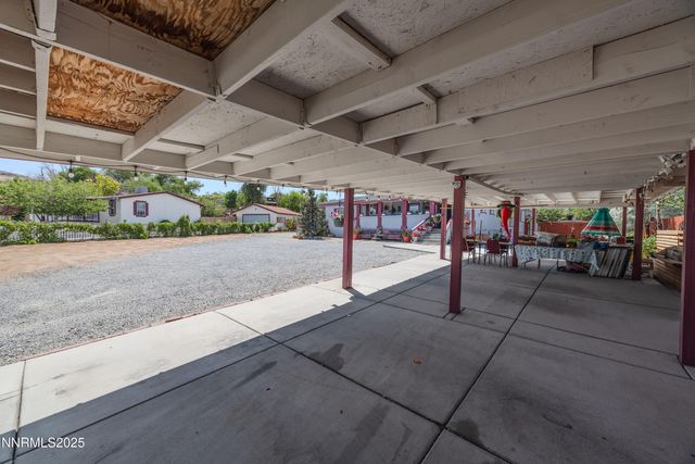 530 E 2nd Avenue, Sun Valley, NV 89433
