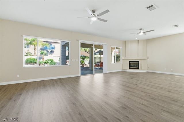 282 Cliff Valley Drive, Las Vegas, NV 89148