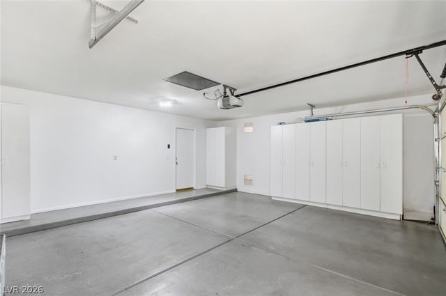 282 Cliff Valley Drive, Las Vegas, NV 89148