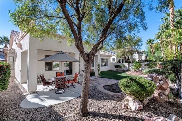 282 Cliff Valley Drive, Las Vegas, NV 89148