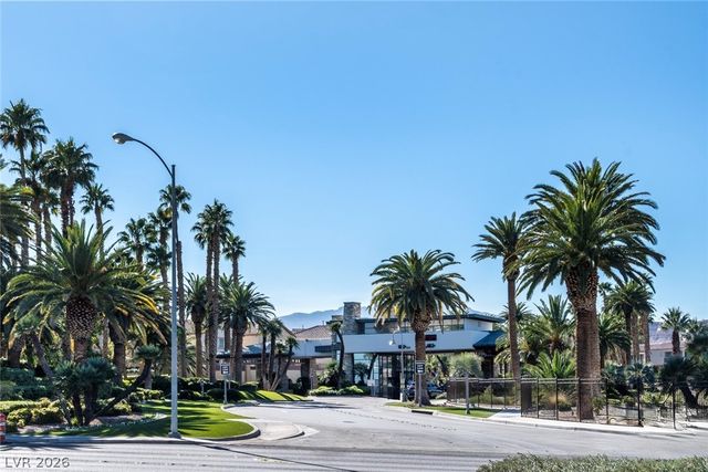 282 Cliff Valley Drive, Las Vegas, NV 89148