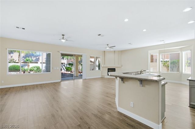 282 Cliff Valley Drive, Las Vegas, NV 89148