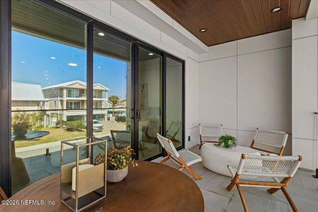 118 13TH Avenue S 101 B, Jacksonville Beach, FL 32250