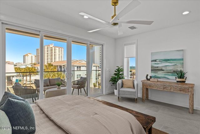 118 13TH Avenue S 101 B, Jacksonville Beach, FL 32250