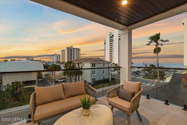 118 13TH Avenue S 101 B, Jacksonville Beach, FL 32250