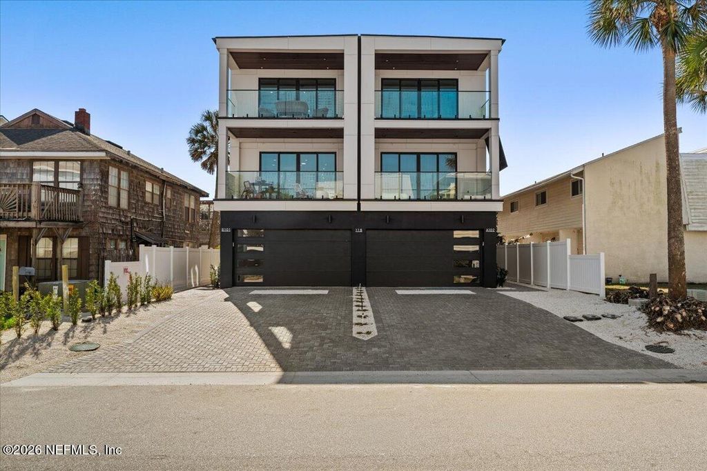 118 13TH Avenue S 101 B, Jacksonville Beach, FL 32250