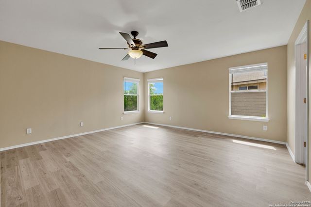 7534 Omega Vale, San Antonio, TX 78252