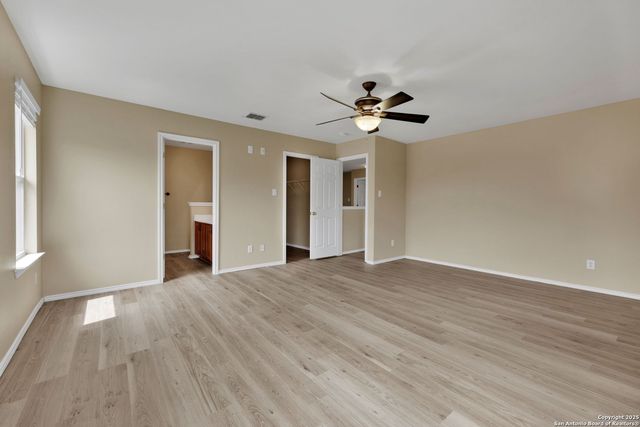 7534 Omega Vale, San Antonio, TX 78252