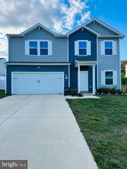 76 DIVING SCAUP RD, Hedgesville, WV 25427