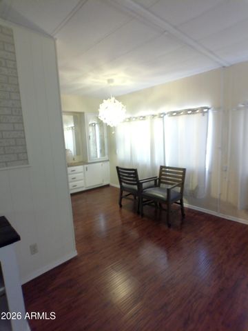 107 E DONNA Drive, Queen Valley, AZ 85118