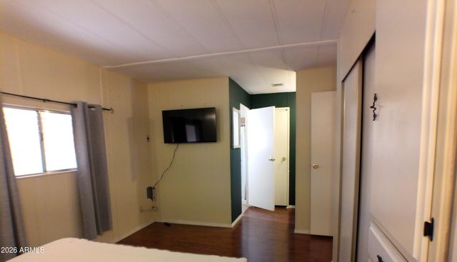 107 E DONNA Drive, Queen Valley, AZ 85118