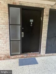 33 STONEHENGE CIR #3, Pikesville, MD 21208