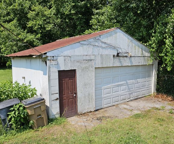 53 Glenrose Ave, Nashville, TN 37210