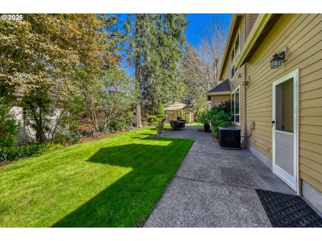 11075 Sw Cabot St, Beaverton, OR 97005