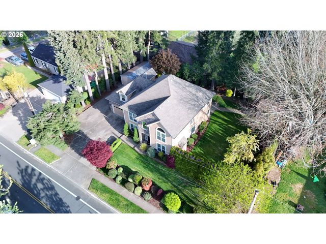 11075 Sw Cabot St, Beaverton, OR 97005