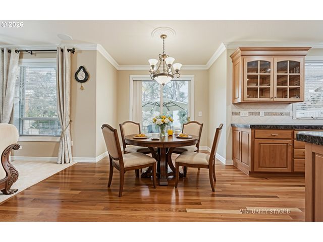 11075 Sw Cabot St, Beaverton, OR 97005