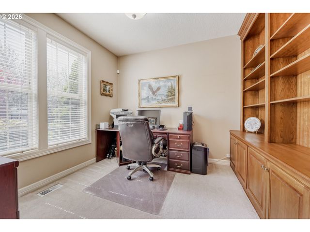 11075 Sw Cabot St, Beaverton, OR 97005