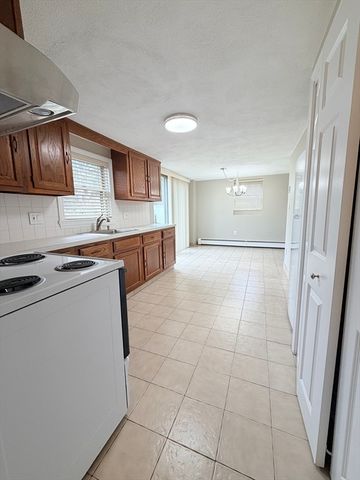 15 Pevwell Drive 1, Saugus, MA 01906