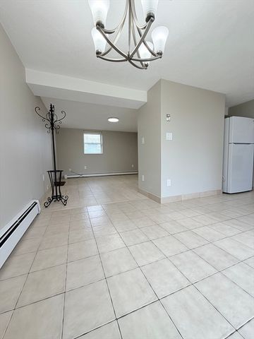 15 Pevwell Drive 1, Saugus, MA 01906