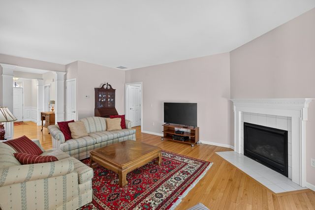 12 Maplewood, Plymouth, MA 02360