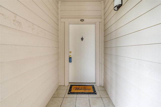 401 Lakeside Lane 106, Houston, TX 77058