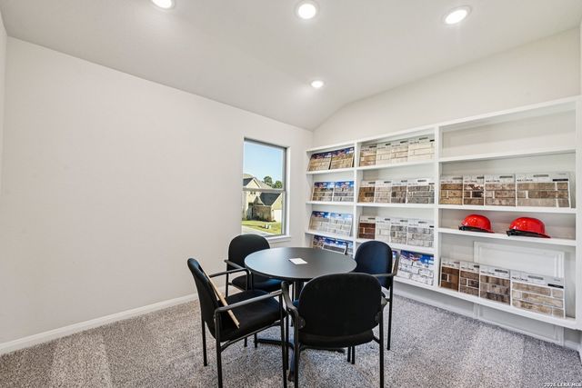 11307 Hollinger Circle, Converse, TX 78109