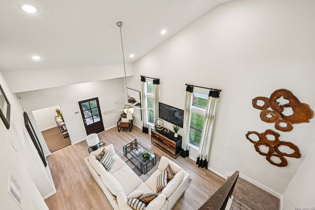 11307 Hollinger Circle, Converse, TX 78109