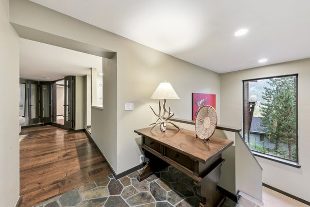 1003 Lanny Lane, Olympic Valley, CA 96146