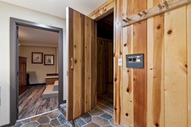 1003 Lanny Lane, Olympic Valley, CA 96146