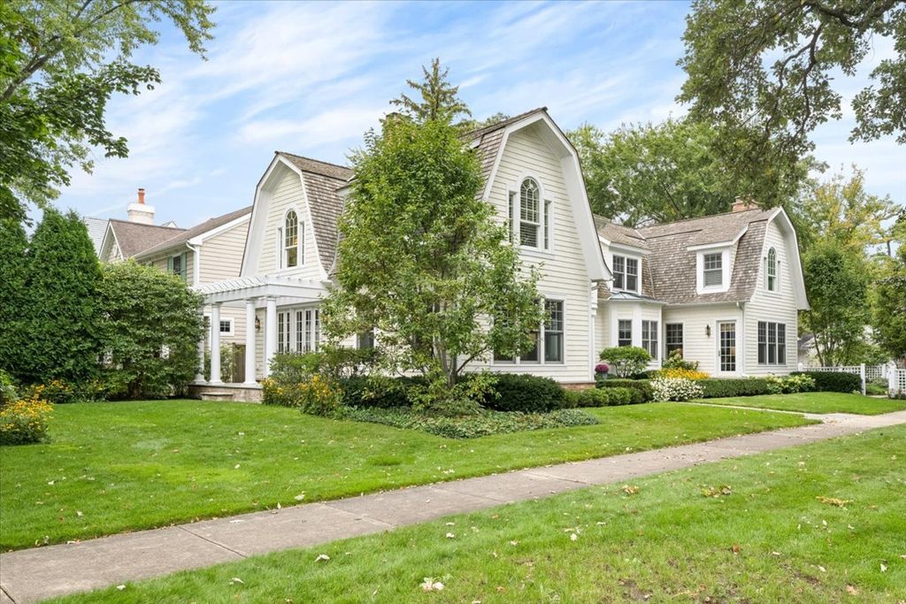 252 Myrtle Street, Winnetka, IL 60093 — photo 2