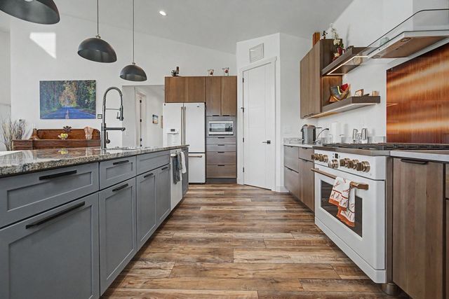 63 Meadow Creek Court, Parachute, CO 81635