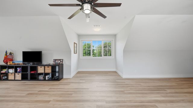 12631 Jones Gap Road, Soddy Daisy, TN 37379
