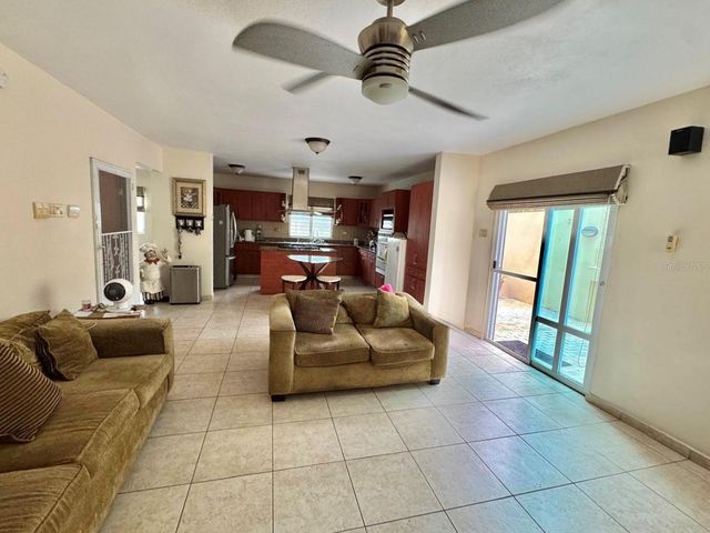 2 B-15, Gurabo, PR 00778