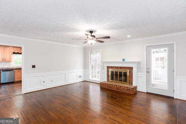 4817 Ridgewood Creek Drive, Acworth, GA 30102