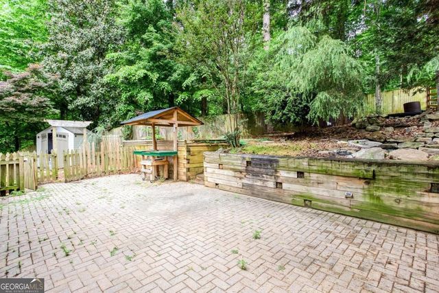 4817 Ridgewood Creek Drive, Acworth, GA 30102